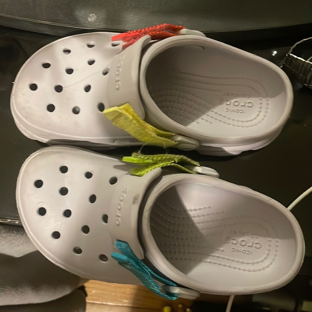 Kid crocs